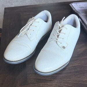 G/Fore Classic Women’s White Lace-Up Oxford Shoes